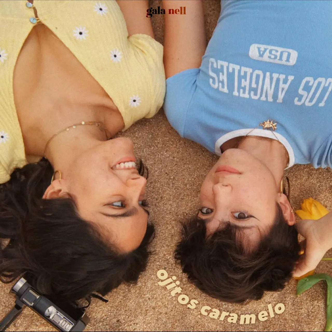 Caso ojitos caramelo